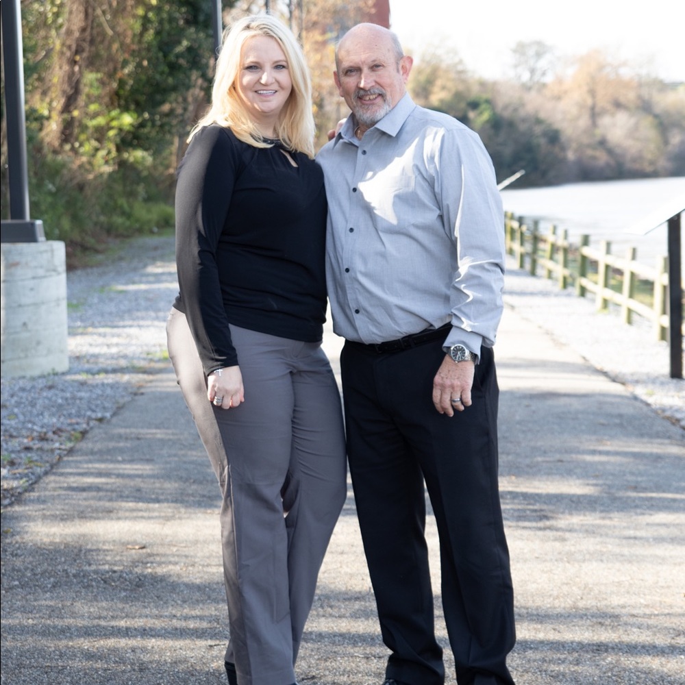 Meet your Posher, Pam